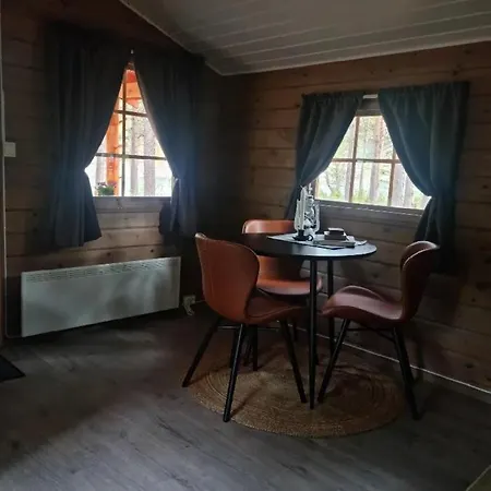 Torfoss Gard, Hytte Utleie, Campingvogn Og Bobil Plasser Potka Exterior photo