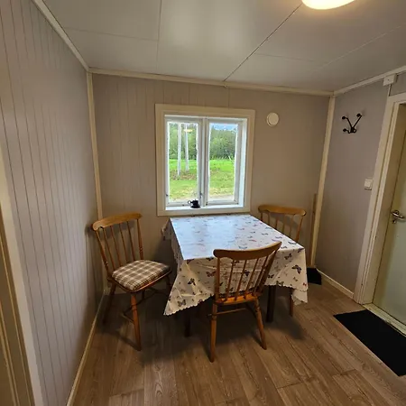 Torfoss Gard, Hytte Utleie, Campingvogn Og Bobil Plasser Potka Exterior photo