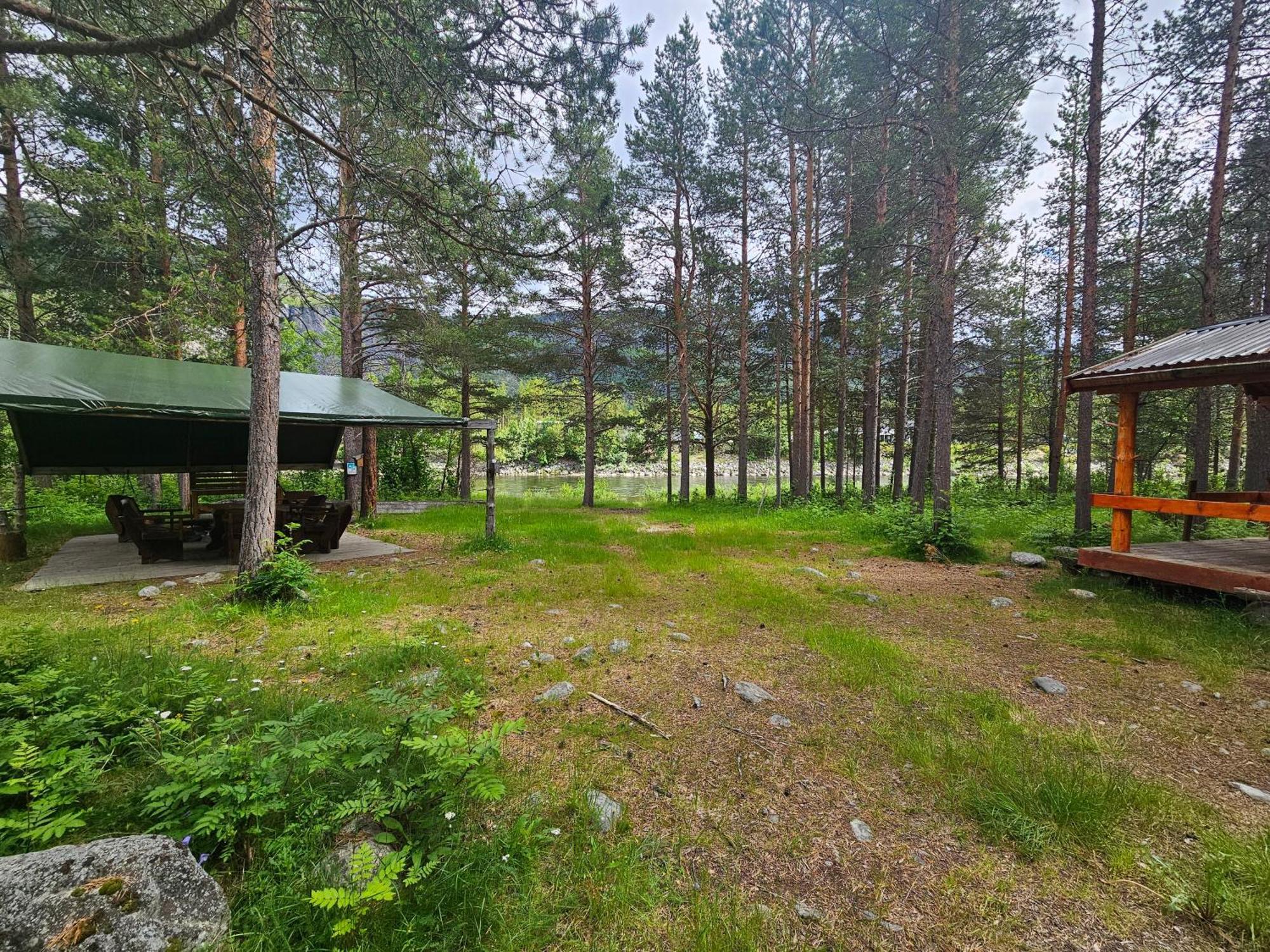 Campingplads Torfoss Gard, Utleie, Campingvogn Og Bobil Plasser